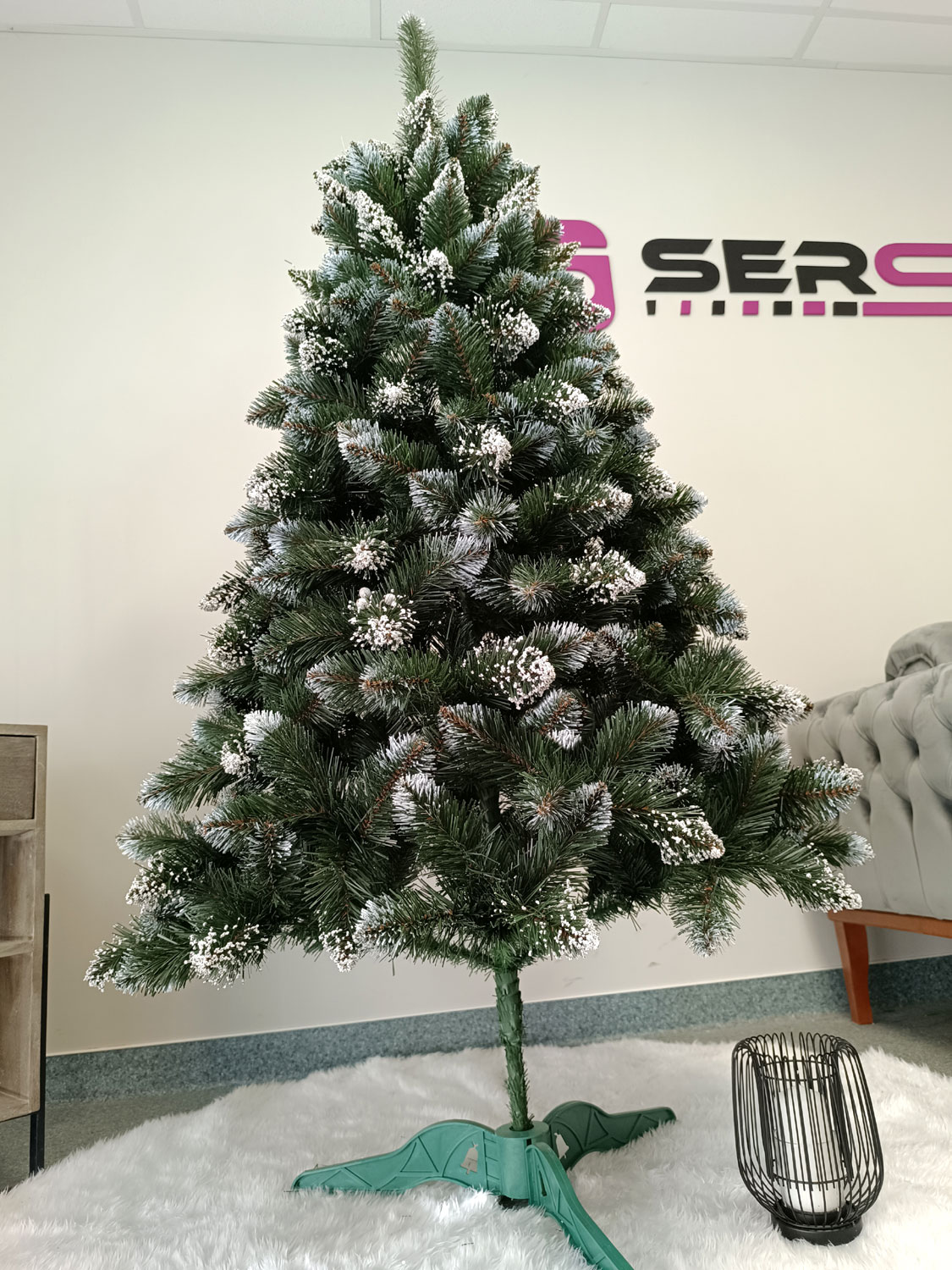 Brad artificial Christmas Deluxe by Sersimo, Crystal nins cu merisoare, 2D, 180cm Household NewTrend