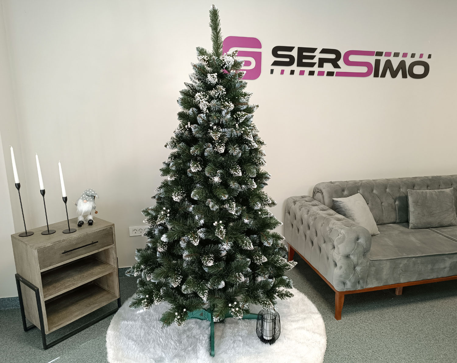 Brad artificial Christmas Deluxe by Sersimo, Crystal nins cu merisoare, 2D, 200cm Household NewTrend