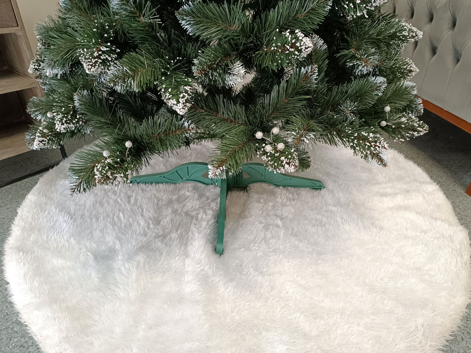 Brad artificial Christmas Deluxe by Sersimo, Crystal nins cu merisoare, 2D, 200cm Household NewTrend