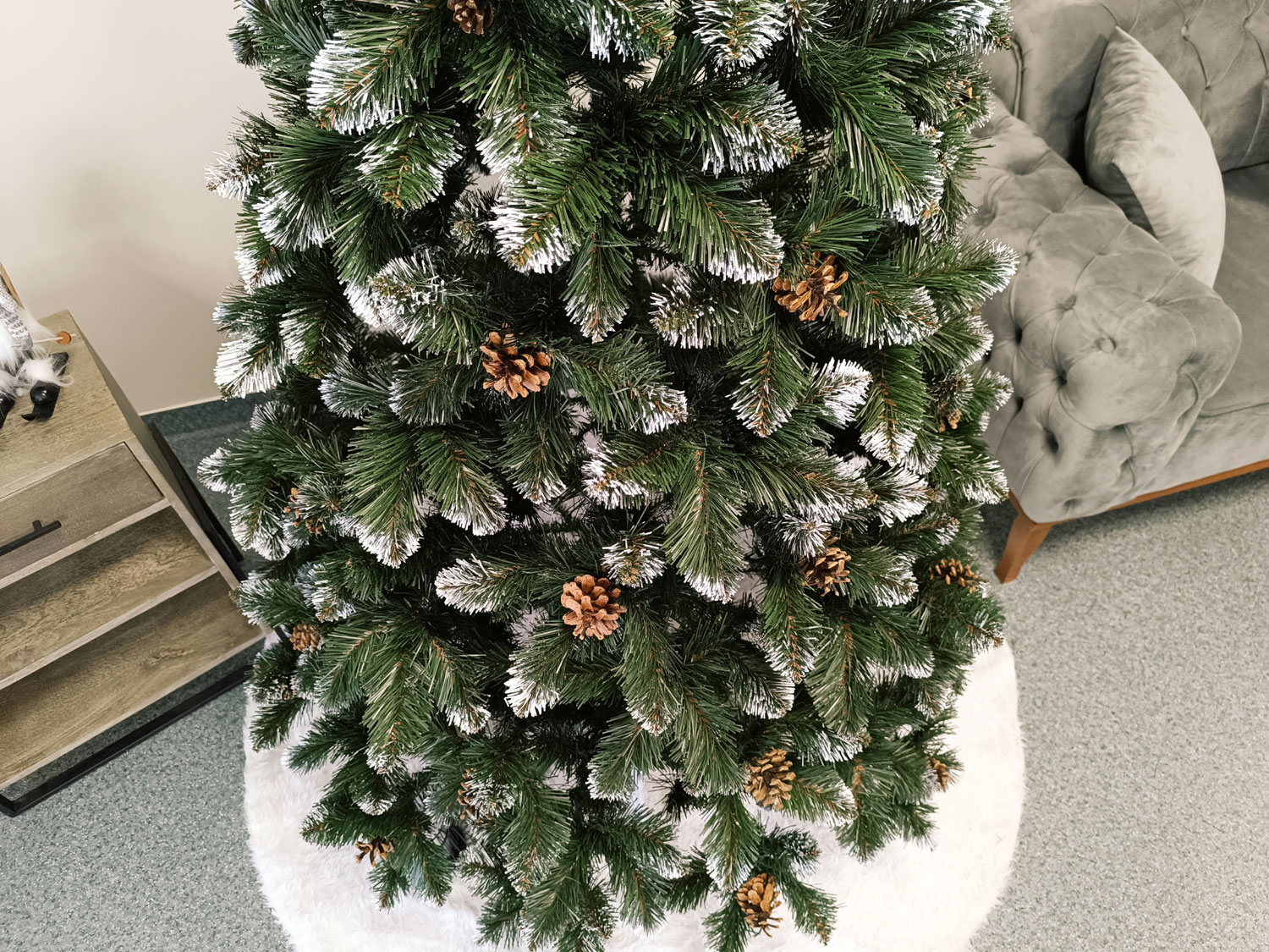Brad artificial Christmas Deluxe by Sersimo, Lidia Nins cu conuri, 2D, 250cm Household NewTrend
