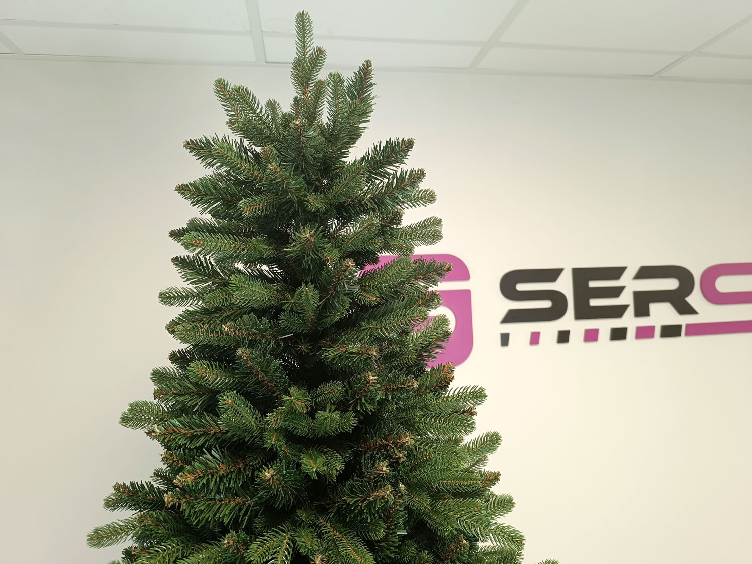 Brad artificial Christmas Deluxe by Sersimo, Carpati, 2D+3D, 230cm Household NewTrend