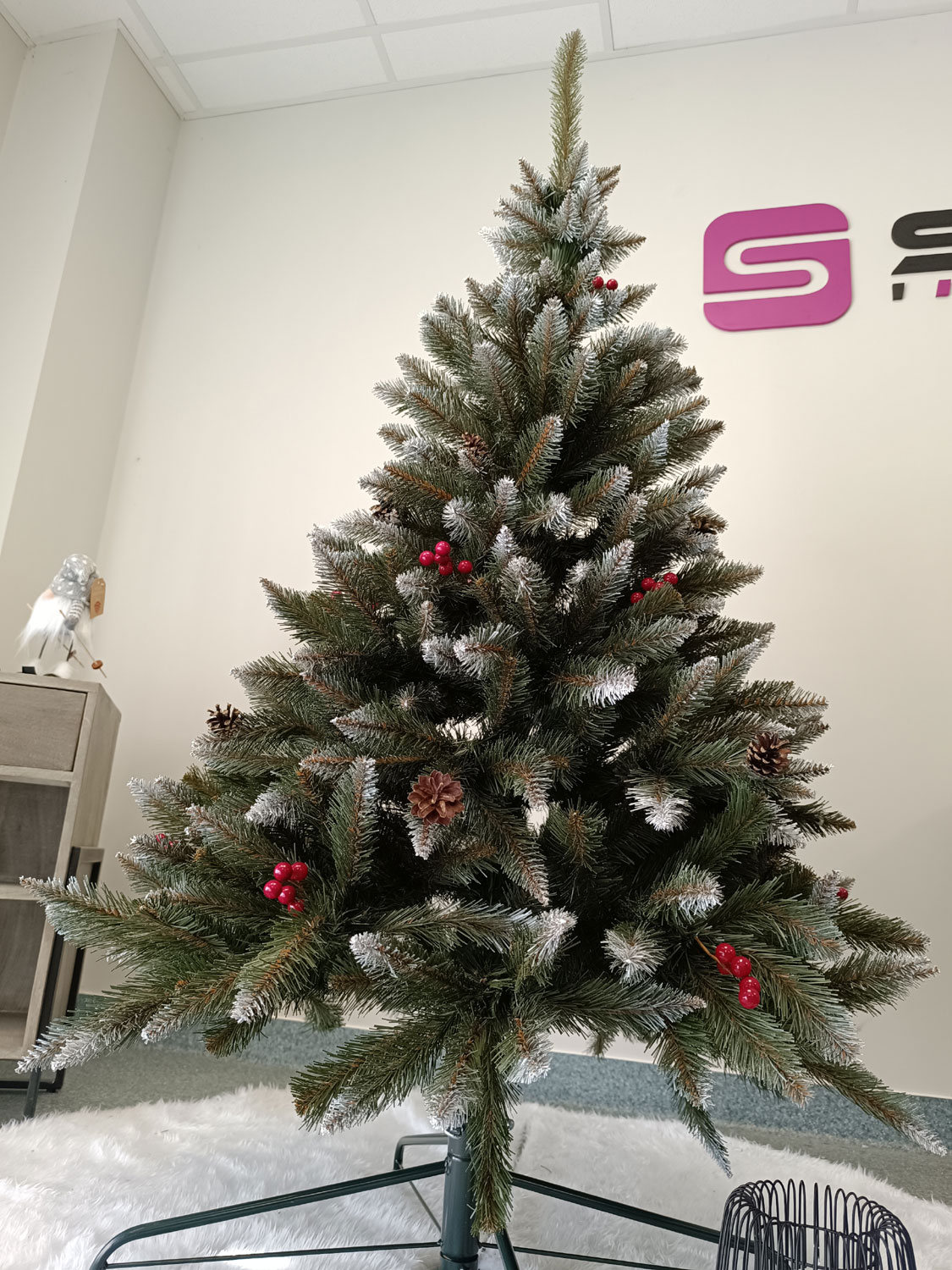 Brad artificial Christmas Deluxe by Sersimo, Frasin de Munte, 2D, 150cm Household NewTrend