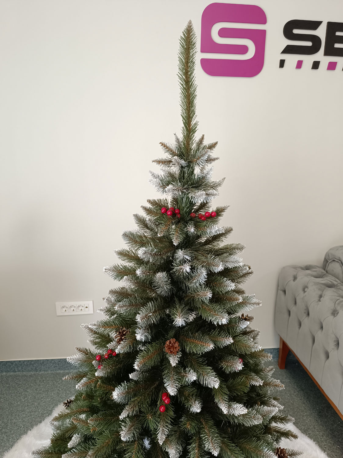 Brad artificial Christmas Deluxe by Sersimo, Frasin de Munte, 2D, 150cm Household NewTrend
