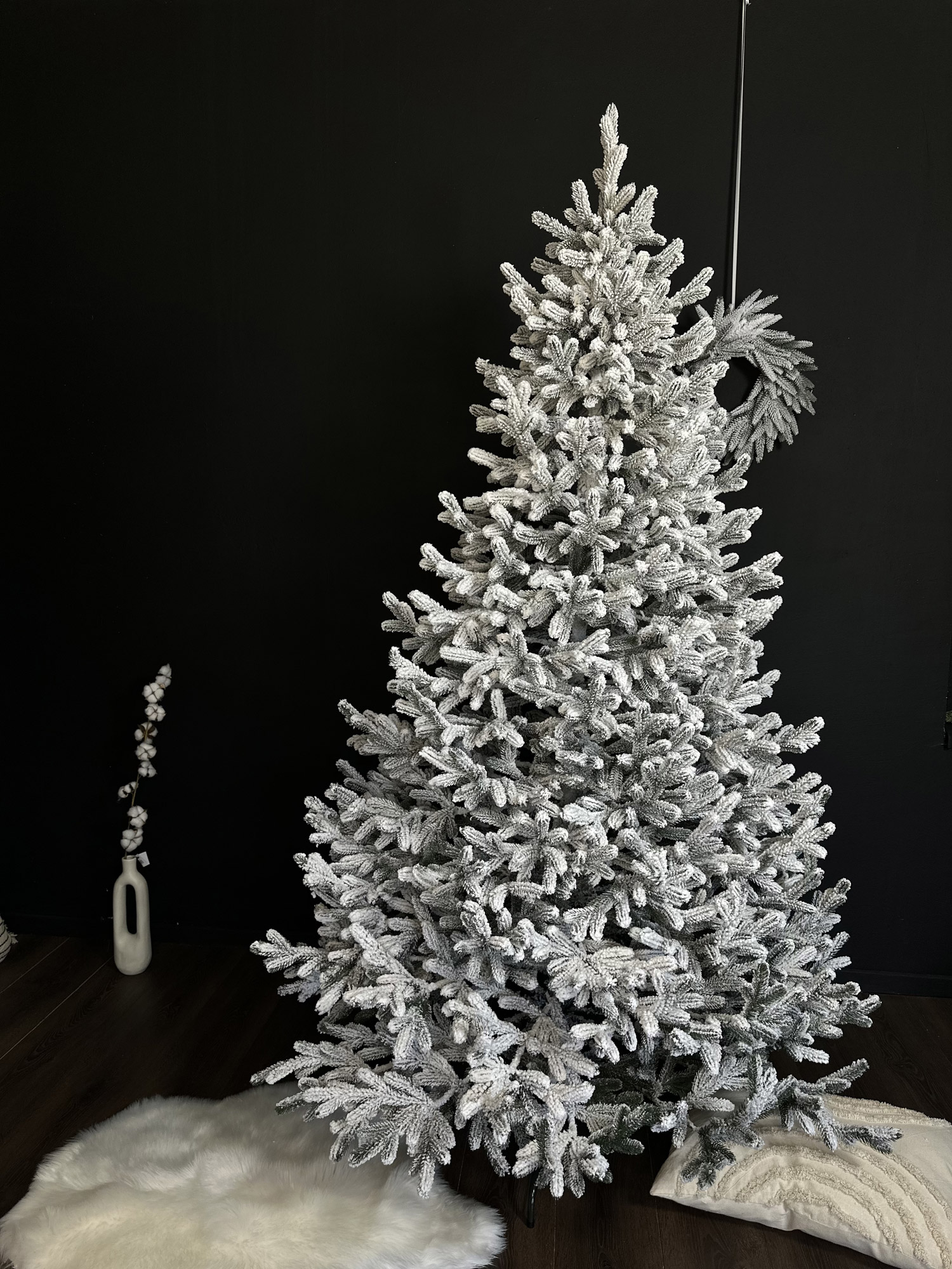 Brad artificial Christmas Deluxe by Sersimo, Viena nins, 3D, 210cm Household NewTrend