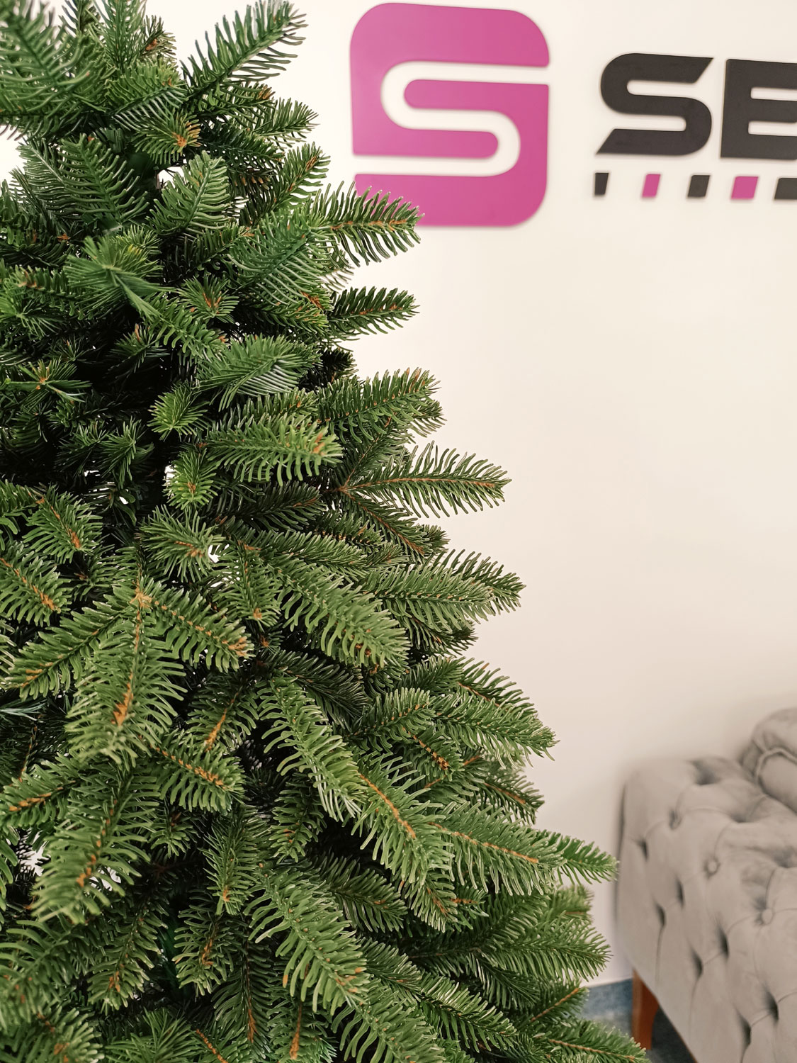 Brad artificial Christmas Deluxe by Sersimo, Canada verde, 3D, 180cm Household NewTrend