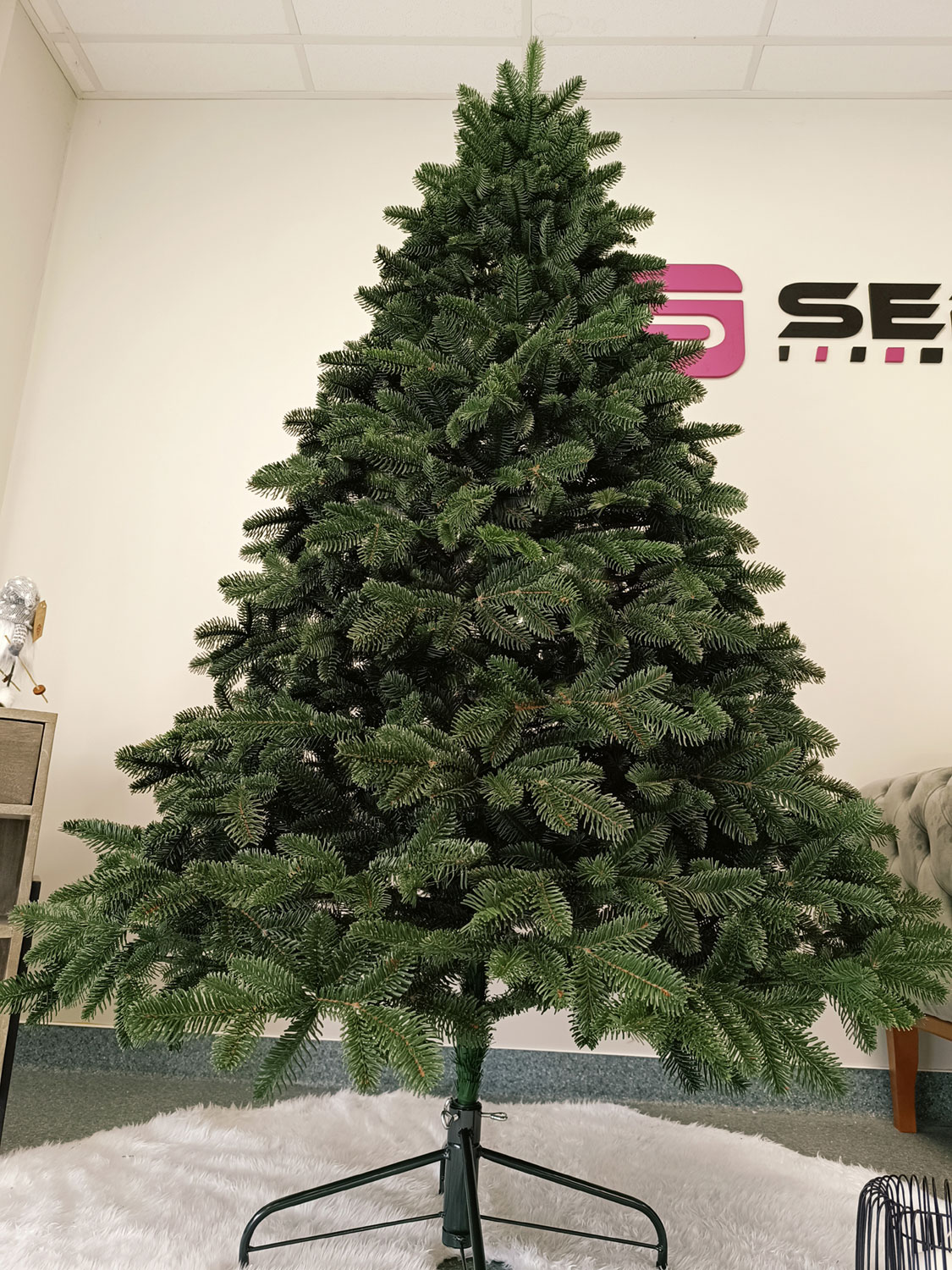 Brad artificial Christmas Deluxe by Sersimo, Canada verde, 3D, 180cm Household NewTrend