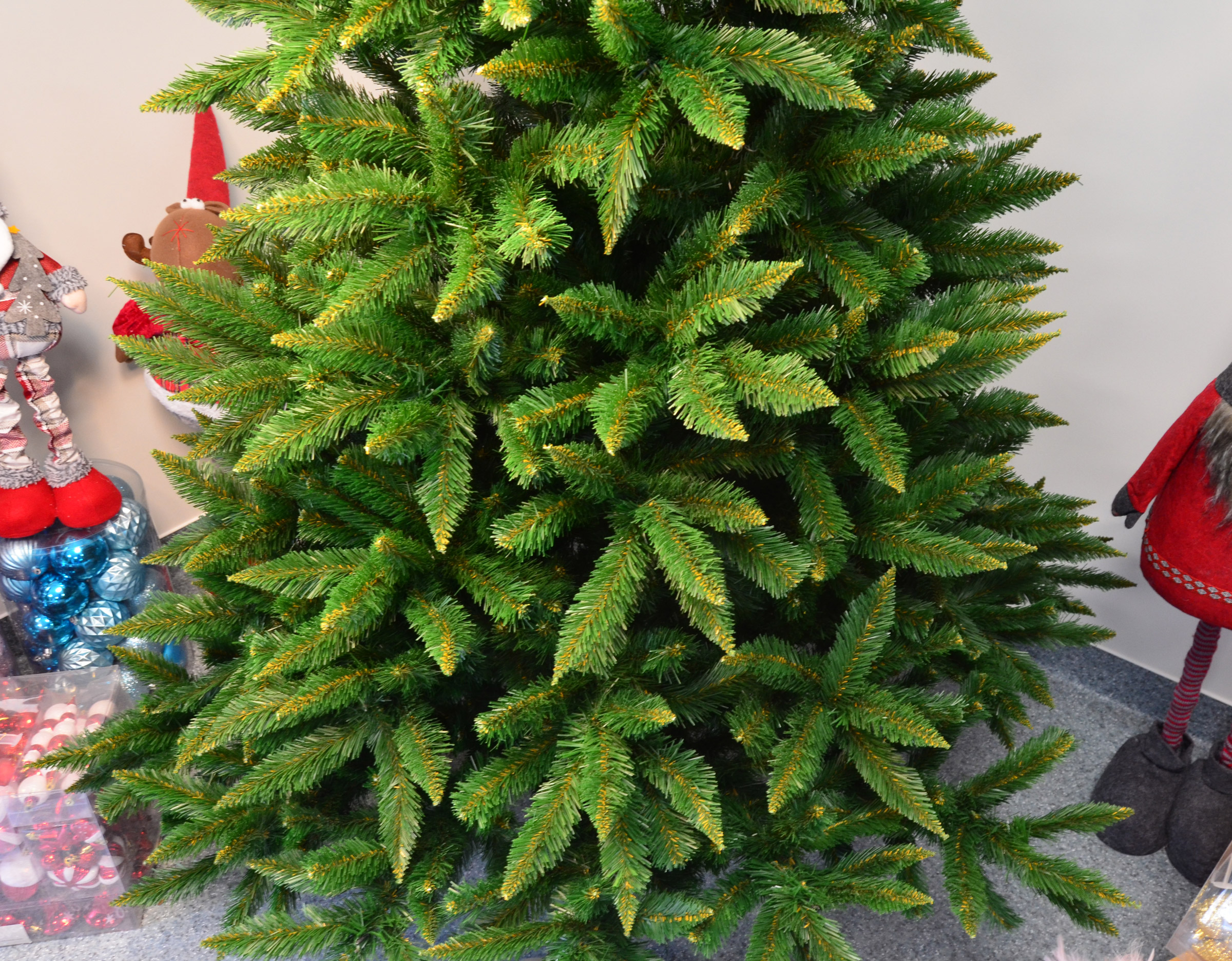 Brad artificial Christmas Deluxe by Sersimo, Himalaya, 220cm Household NewTrend