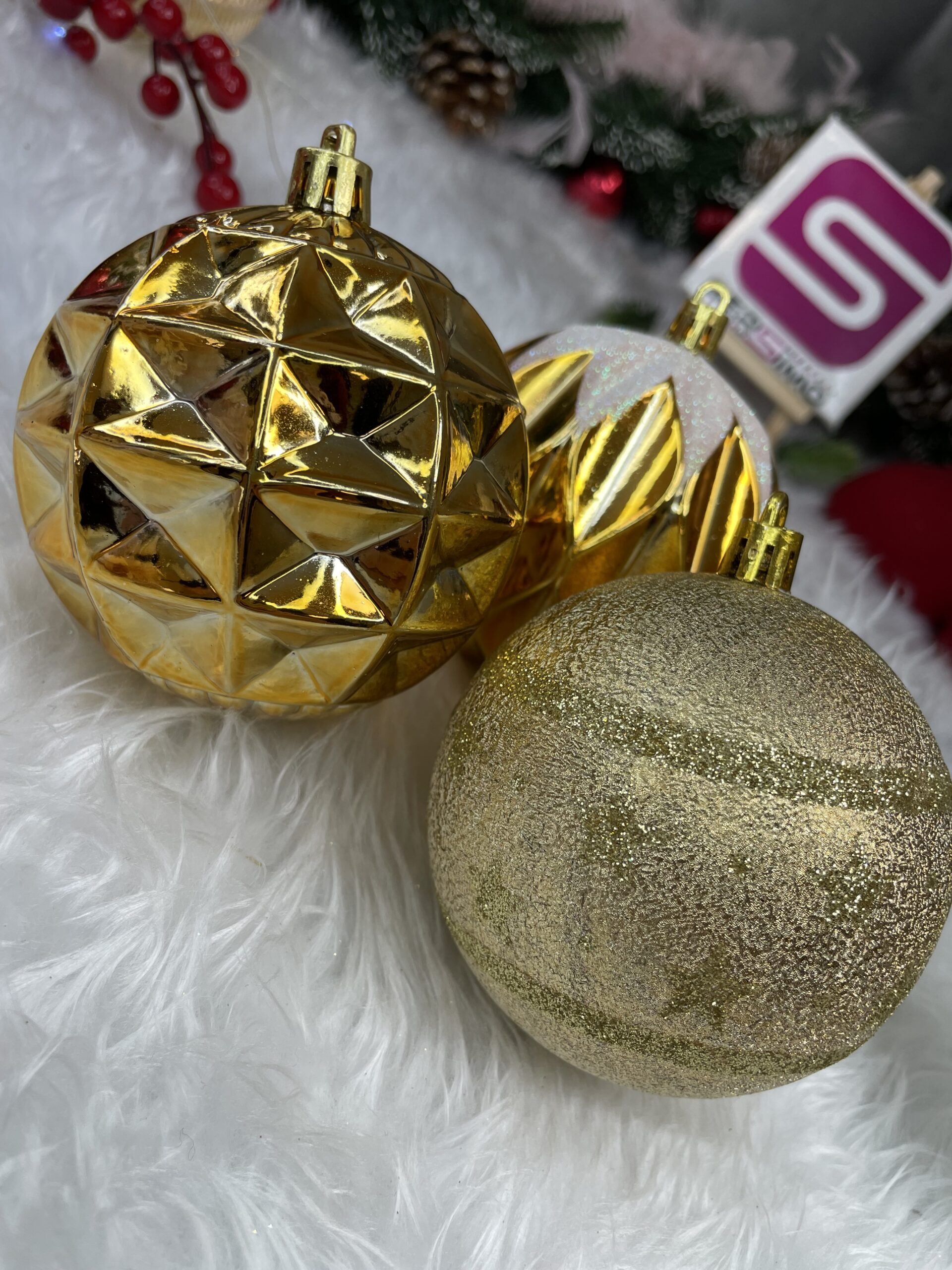 Set globuri de Craciun, 16 bucati, 8cm, 6 modele, auriu Household NewTrend
