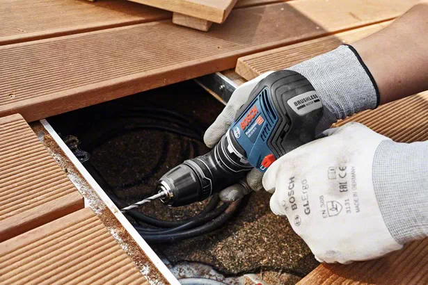 Bosch GSR 12V-35 FC Masina de gaurit si insurubat Li-Ion, 35Nm, 10mm + 2 x acumulatori GBA 12V, 3.0Ah + Incarcator rapid GAL 12V-40 + L-Boxx+Adaptor SDS ProAdvanced PowerfulTools