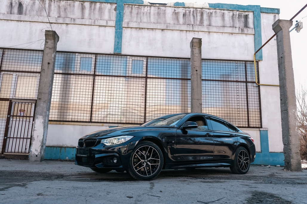 Grile Centrale BMW 4 Series F32 F33 F36 (2013-03.2019) Piano Black M Design Performance AutoTuning