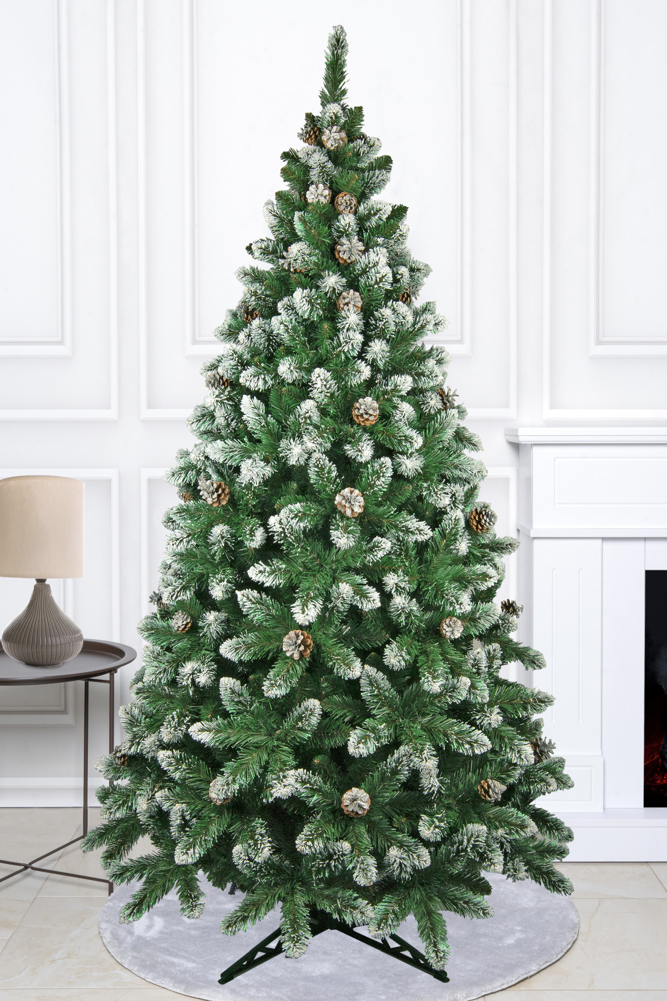 Brad Artificial Christmas New Verde cu Conuri Naturale si Varfuri Albe 180 cm