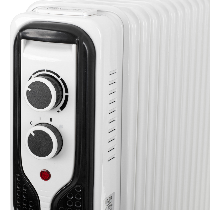 Radiator pe Ulei 7 Elementi 1500W Afisaj LCD cu Termostat pentru Reglarea Temperaturii