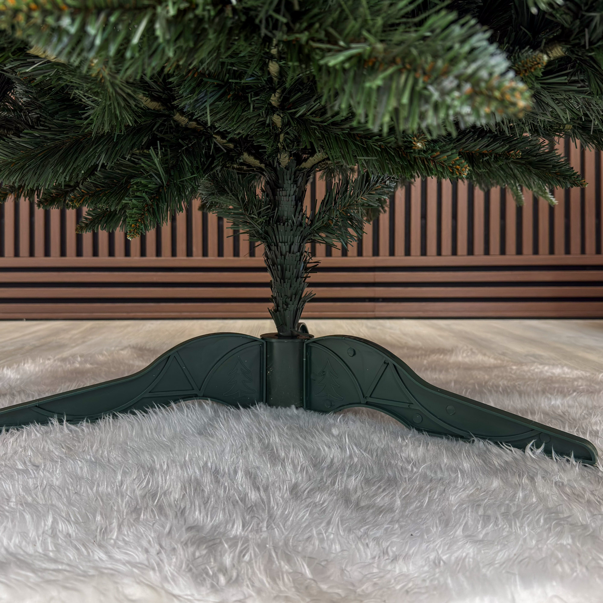 Brad artificial Sersimo, Miahelene Elite, verde nins cu merisoare, mix 2D+3D, 180 cm Household NewTrend