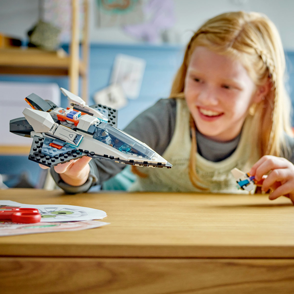 LEGO Nava spatiala interstelara Quality Brand