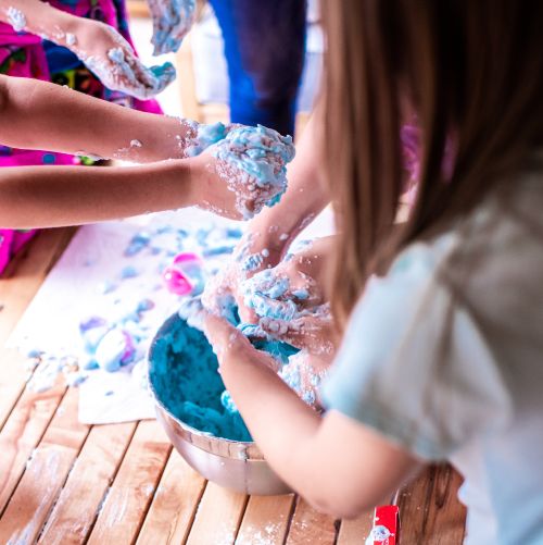 SET CREARE BILE EFERVESCENTE PENTRU BAIE SuperHeroes ToysZone