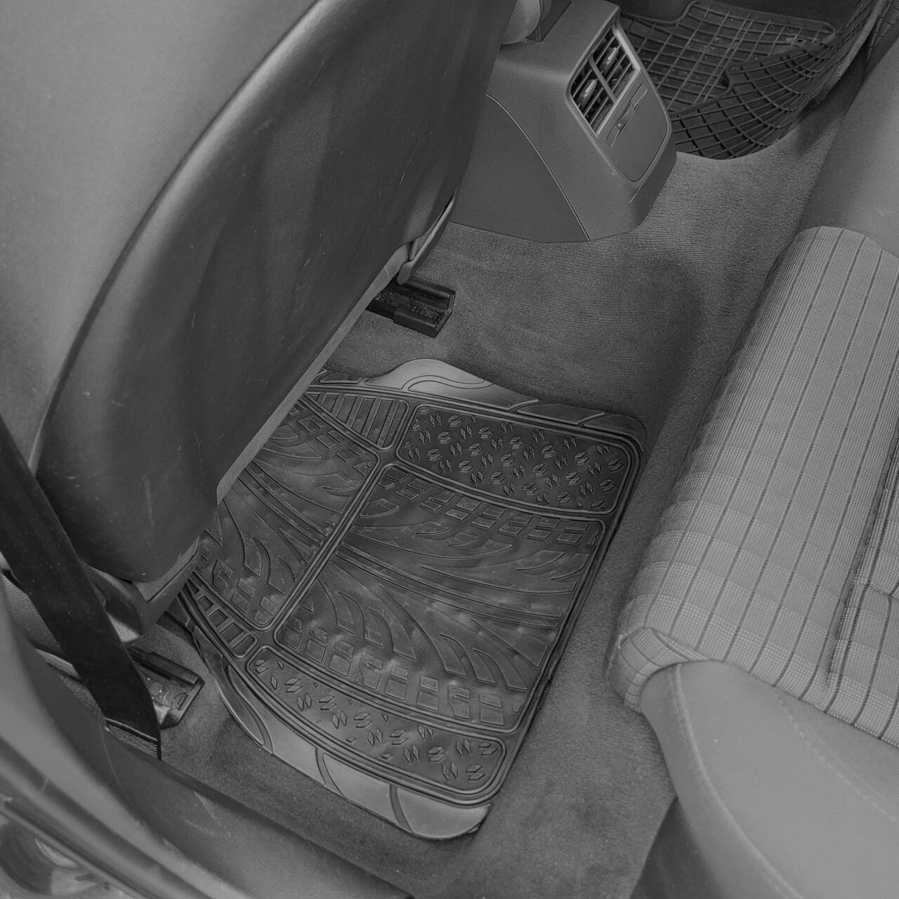 Set covorase auto model anvelopa RoGroup, 4 buc Automobile ProTravel