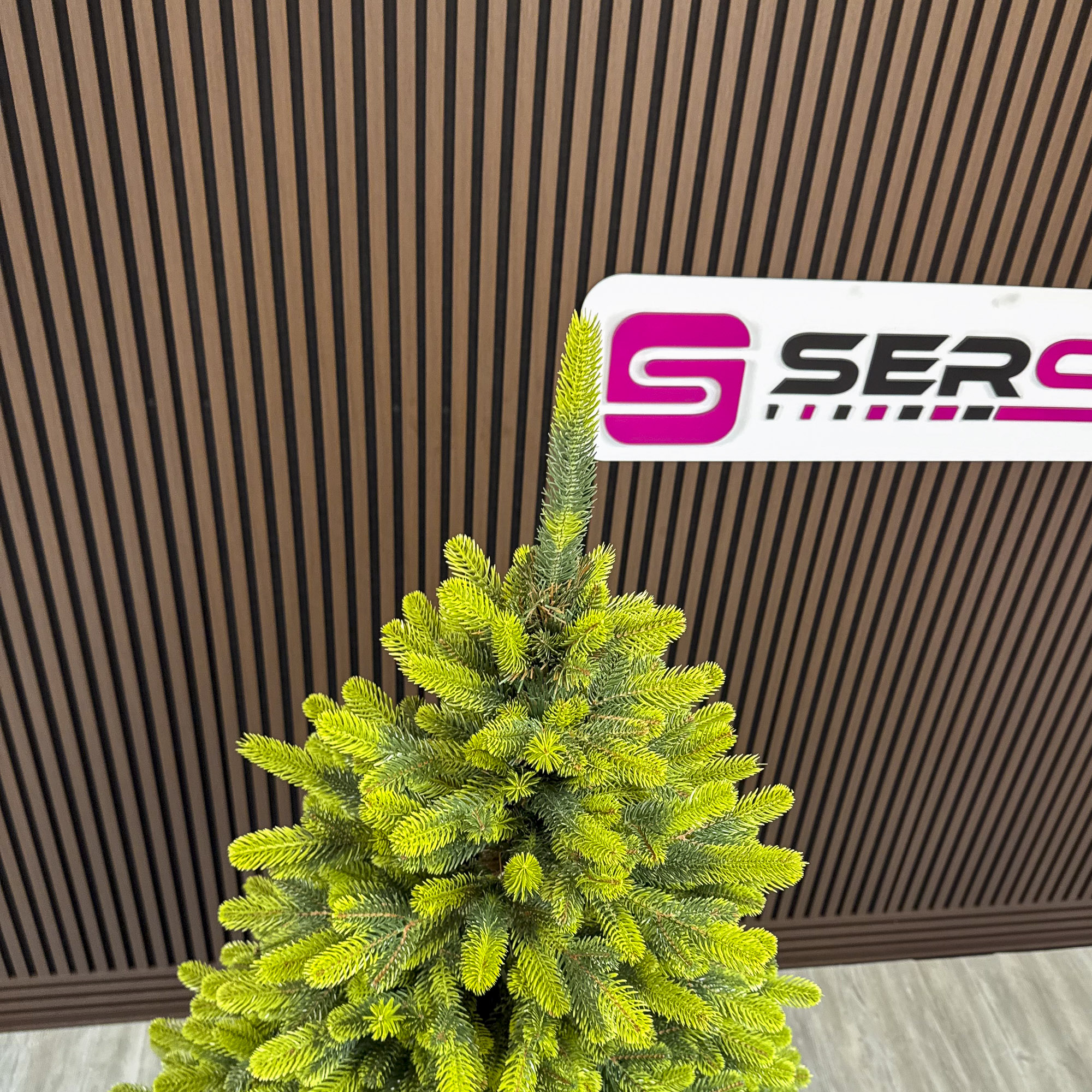 Brad artificial Christmas Deluxe by Sersimo, Polar Spring Select, integral 3D, 230 cm Household NewTrend