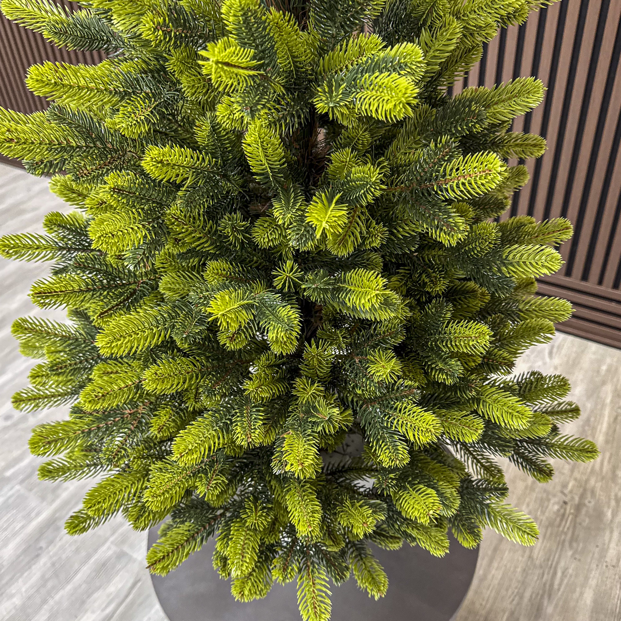 Brad artificial Christmas Deluxe by Sersimo, Viena Elite Spring in ghiveci, 3D, 110 cm Household NewTrend