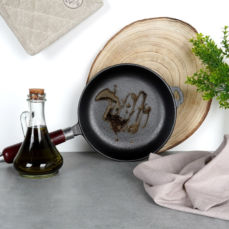 Tigaia din fontă CAST LINE 20 cm Handy KitchenServ