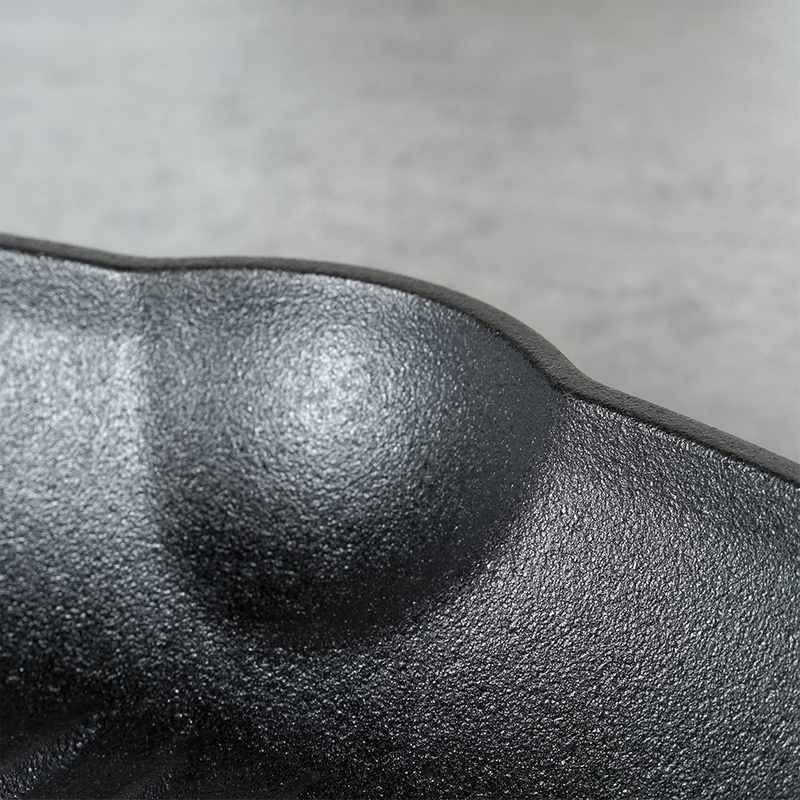 Tigaia grill pătrată din fontă CAST LINE 28×28 cm Handy KitchenServ