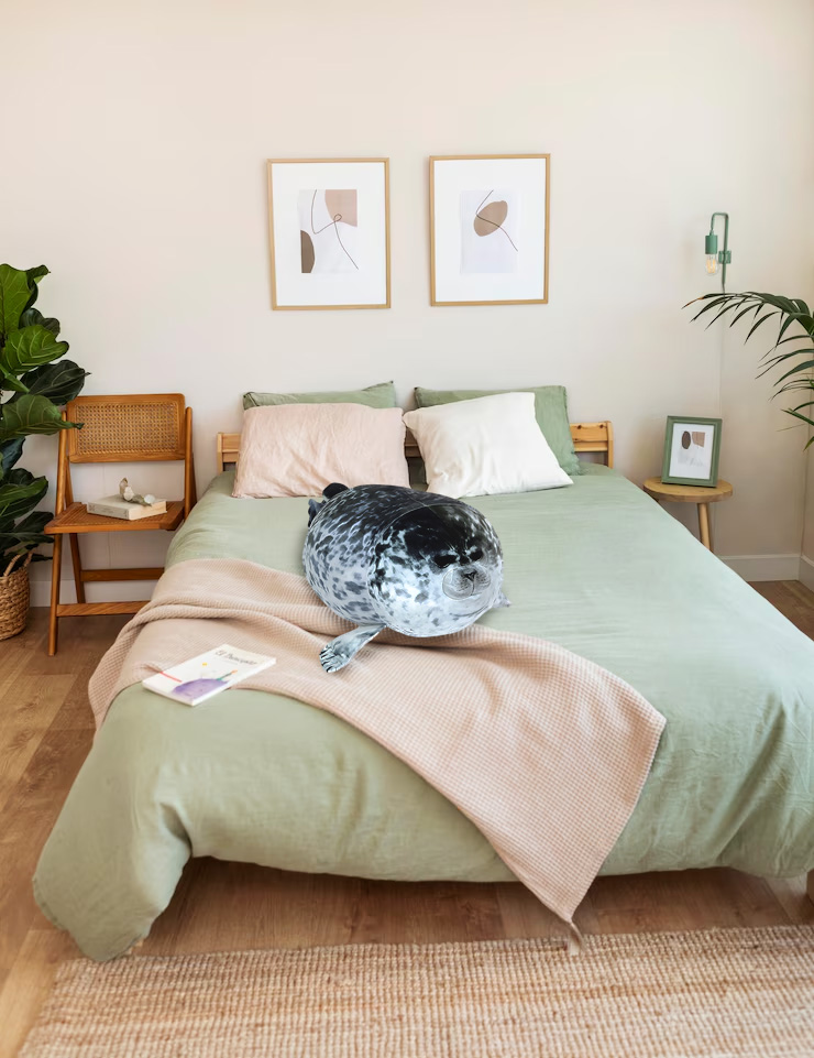 Foca de plus moale 60 cm, jucarie pufoasa pentru copii si adulti, pernuta decorativa gri Household NewTrend