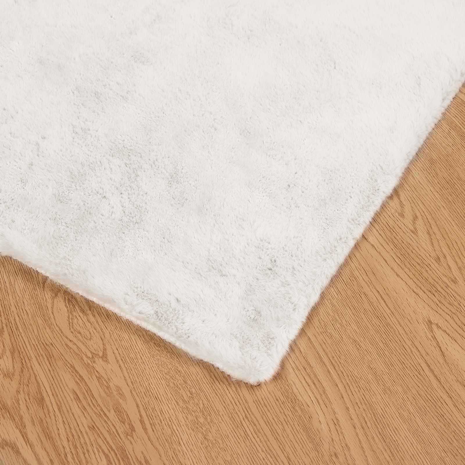 Covor din Blană Faux de Iepure Olite Crem 140 x 200 cm GartenMobel Dekor