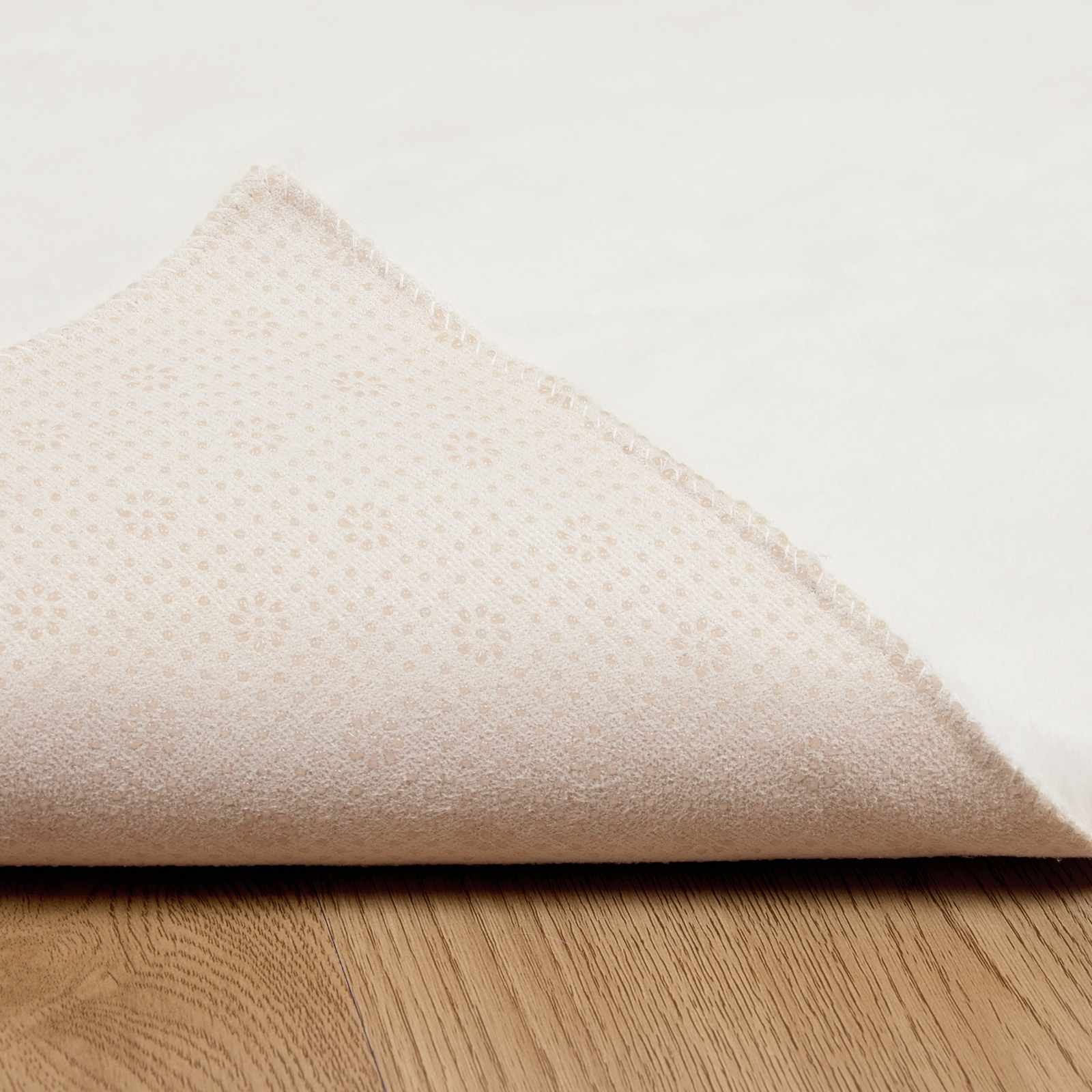 Covor din Blană Faux de Iepure Olite Crem 140 x 200 cm GartenMobel Dekor