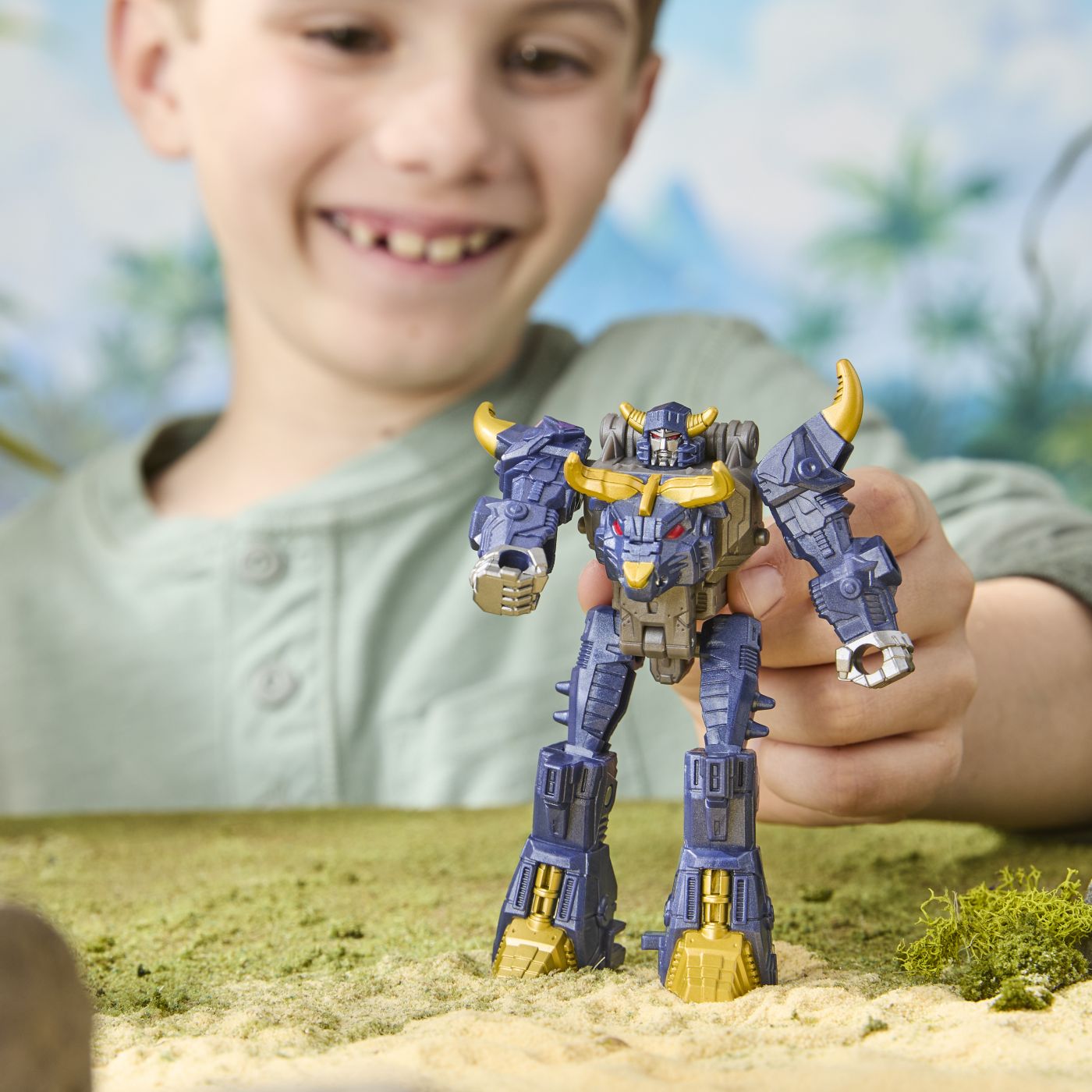 TRANSFORMERS CYBERWORLD ROBOT MEGATRON CONVERTIBIL 10CM SuperHeroes ToysZone