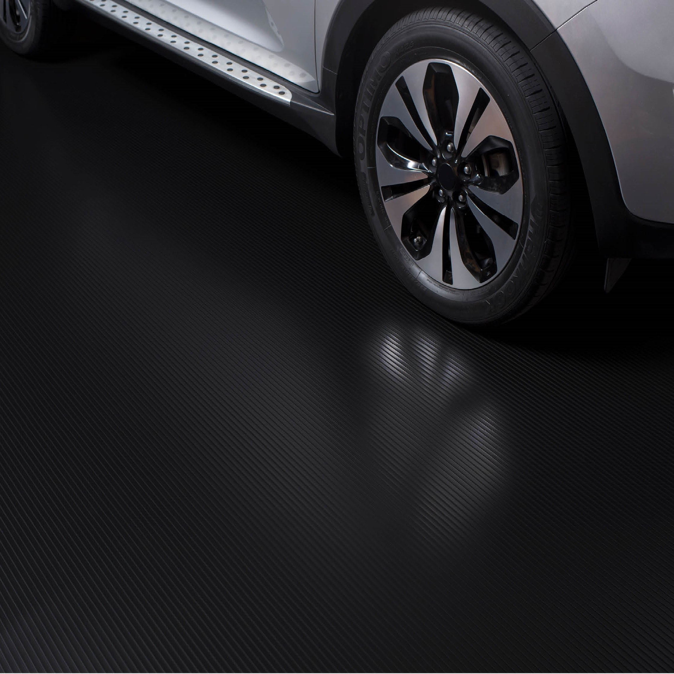 Covor Antiderapant din Cauciuc, Linoleum din Cauciuc pentru Protectie Podea Auto - model STRIURI FINE FAVLine Selection