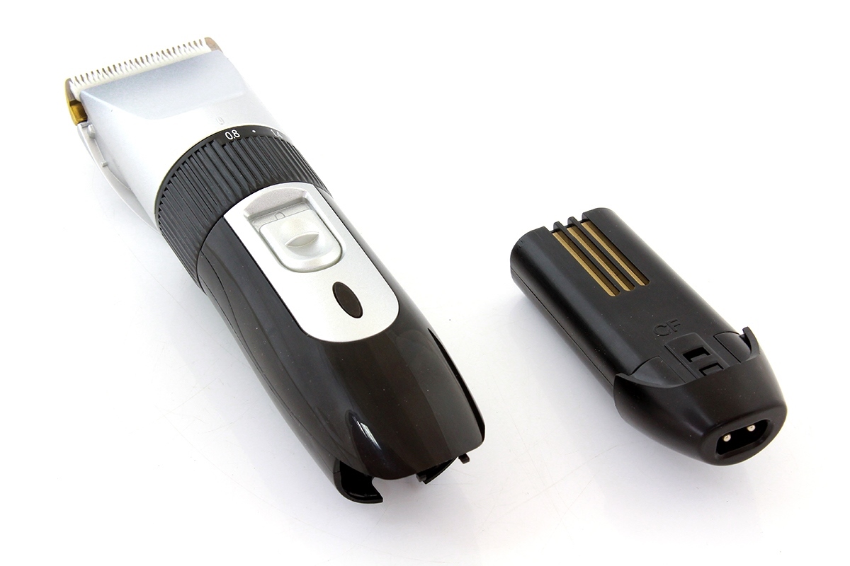 Aparat de tuns pentru animale de companie cu acumulator AG159B FAVLine Selection