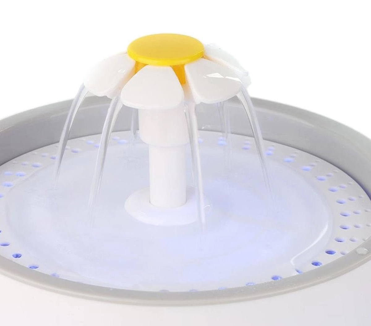 Adapator automat electric pentru caini si pisici, model Fountain, capacitate 2,4l, alimentare 5V, 1,5W FAVLine Selection