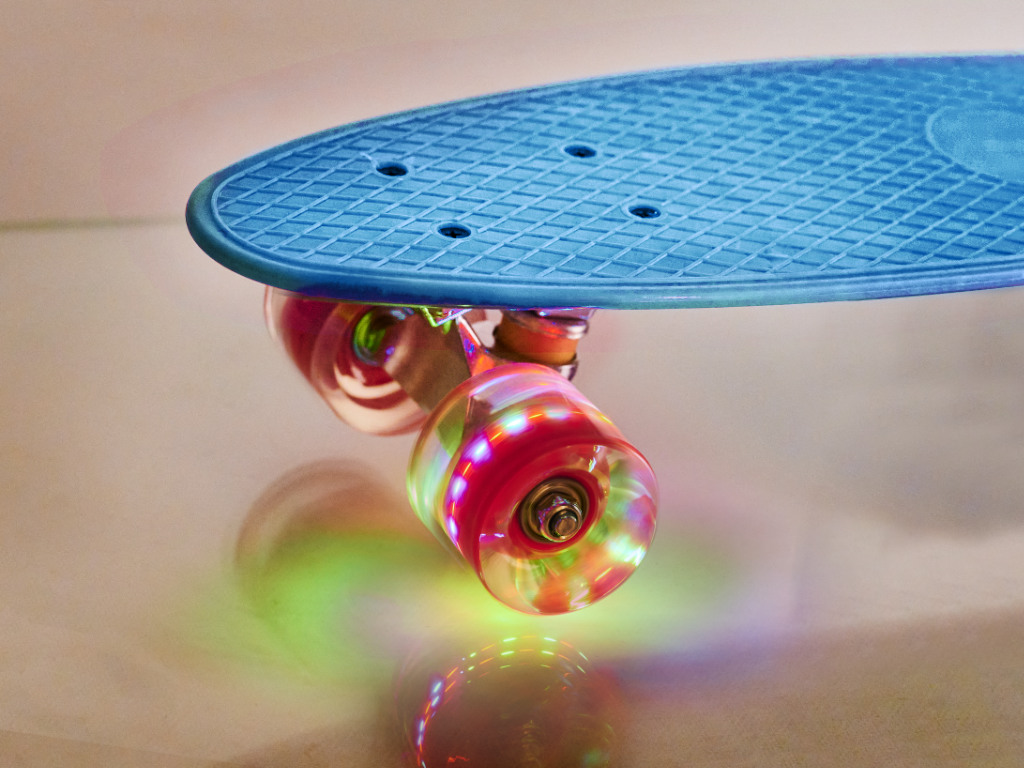 Skateboard Penny Board pentru copii cu roti din cauciuc, iluminate LED, culoare Albastra FAVLine Selection