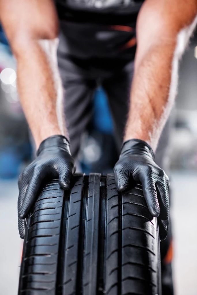 Set 50 manusi de nitril, foarte rezistente, marime L, culoare albastra FAVLine Selection