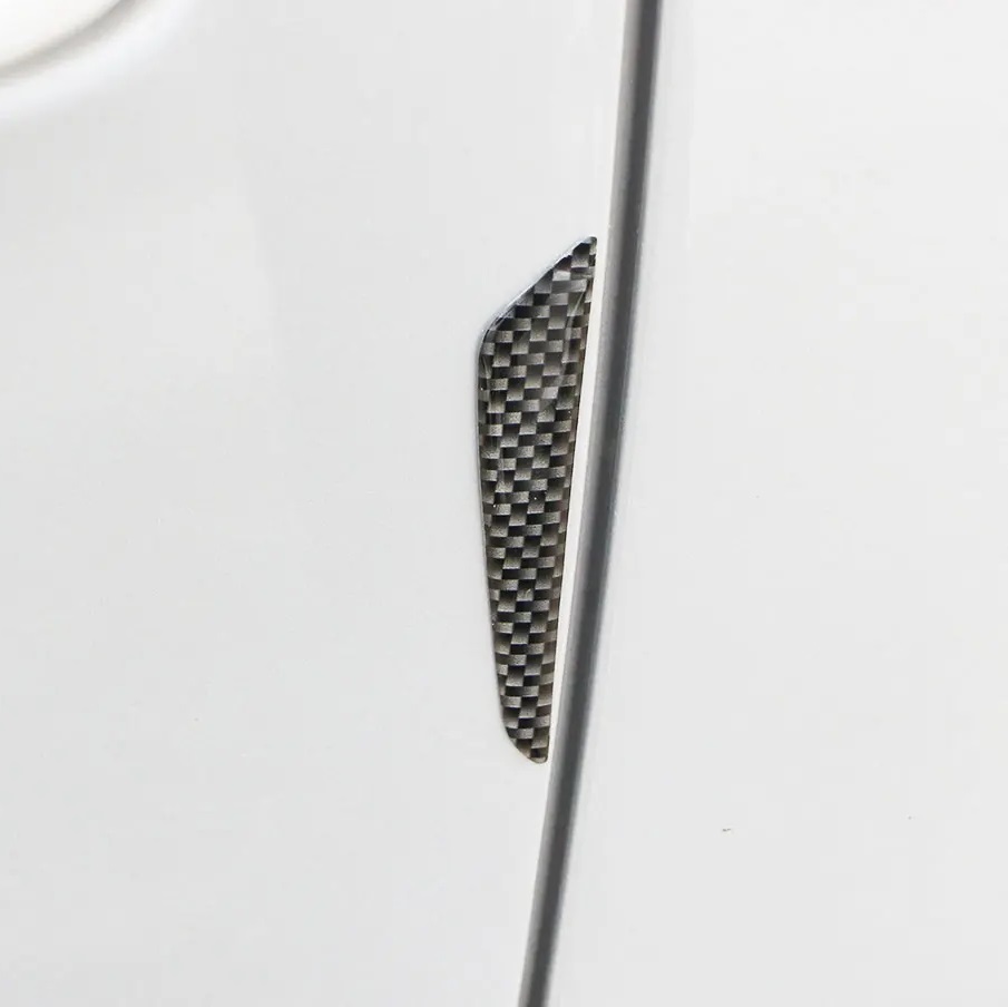 Set 8 elemente de protectie usa