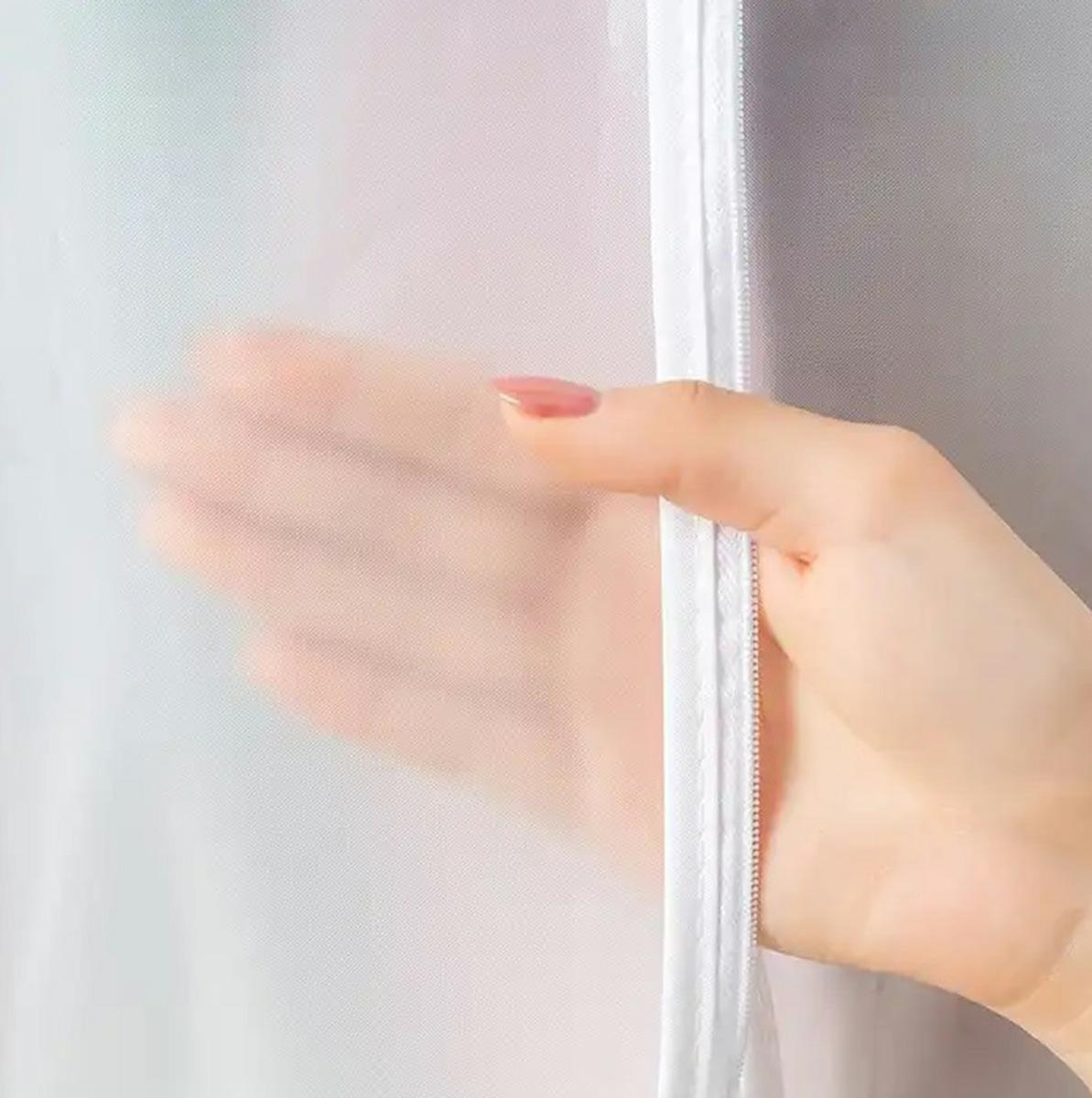 Organizator protectie haine, dimensiune 90 x 60 x 50 cm. culoare transparent, material textil FAVLine Selection