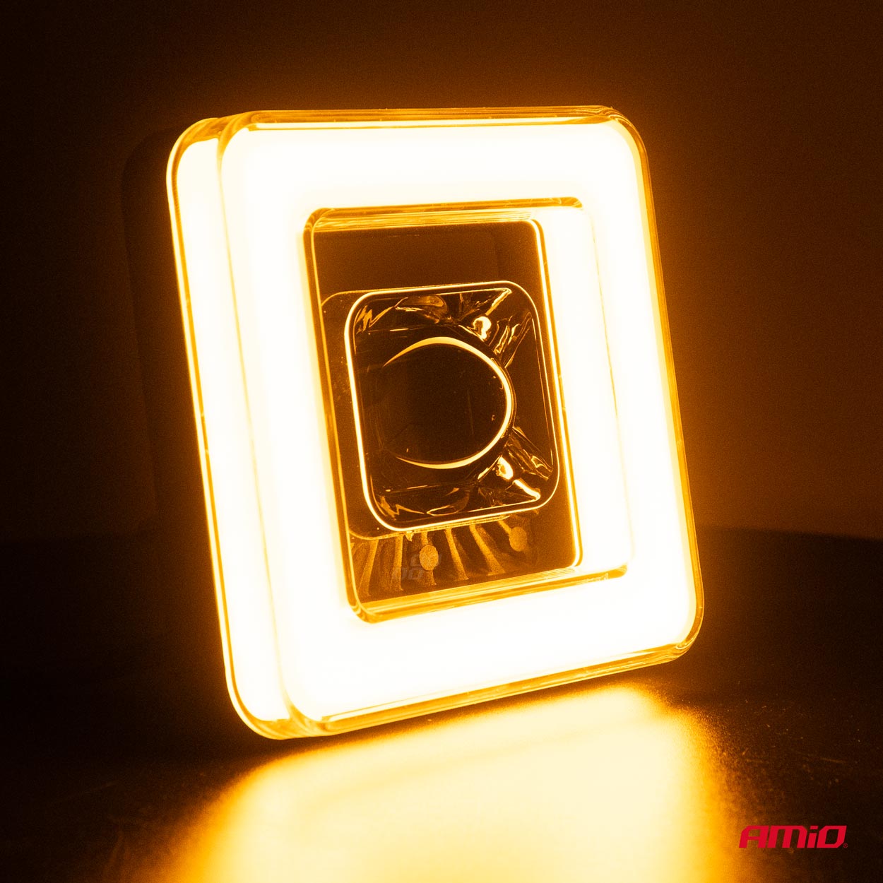 Proiector LED cu Angel Eye model AWL57, pozitie, semnalizare, faza lunga/scurta, pentru Off-Road, ATV, SSV, putere 45W, 8000lm, tensiune 9-36V, dimensiuni 114,5 x 114,5 x 51 mm FAVLine Selection