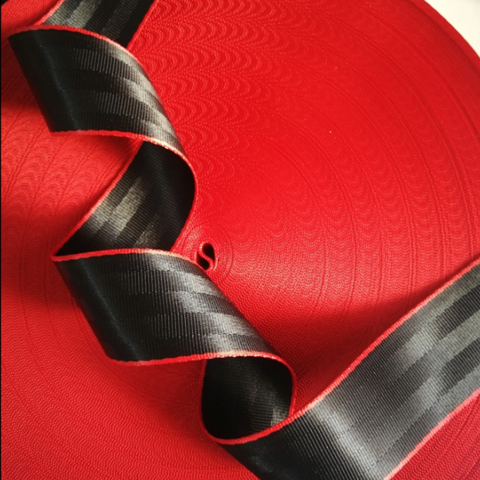 Banda centura de siguranta TUNING, culoare Negru-Rosu, latime 46 mm, pret/m liniar FAVLine Selection