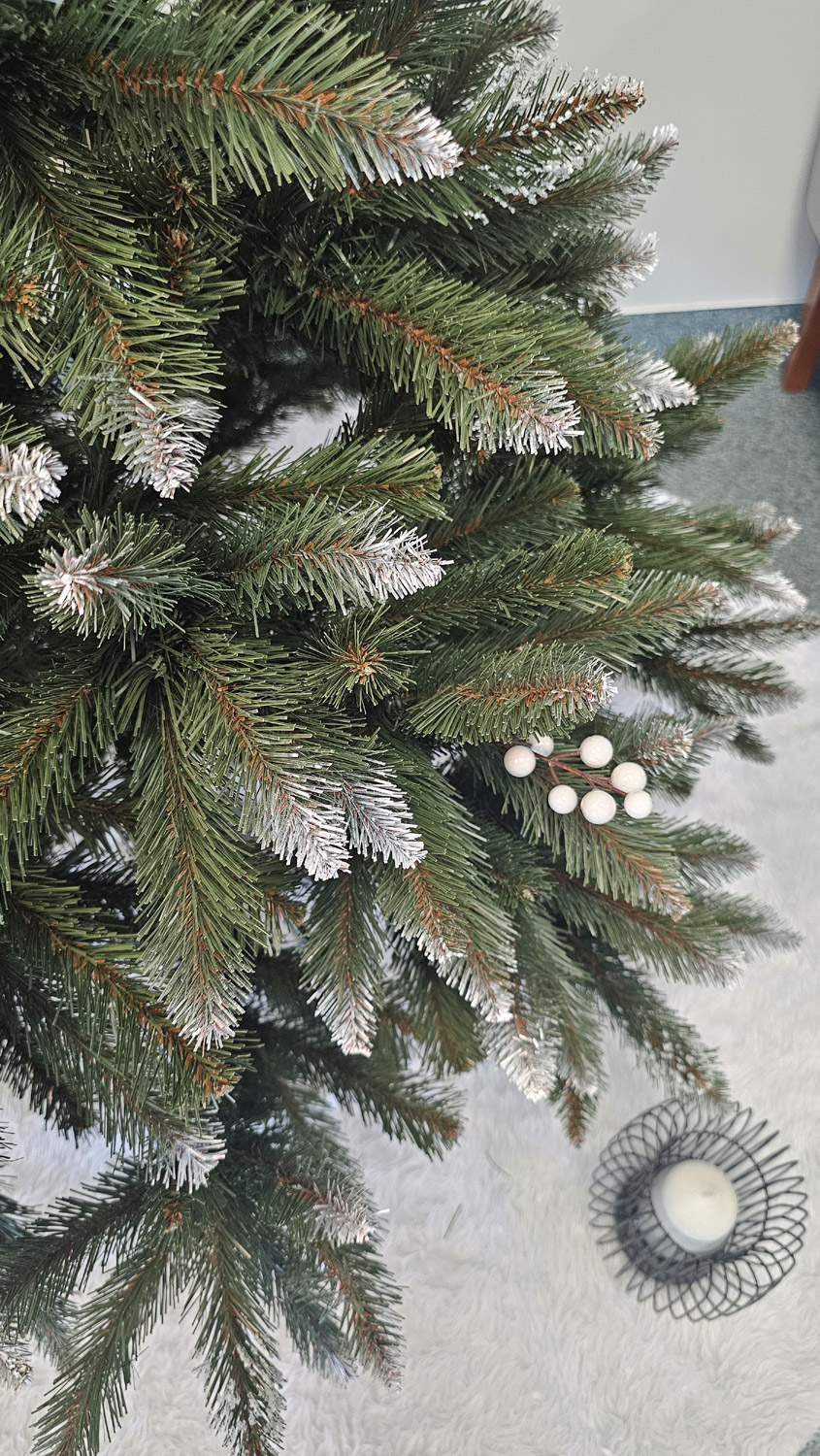 Brad artificial Christmas Deluxe by Sersimo, WhiteBerry, 2D, 180cm Household NewTrend