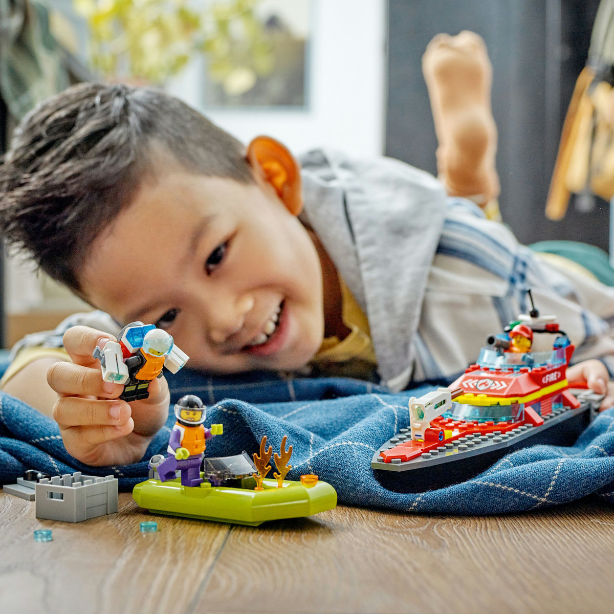 LEGO Barca de salvare a pompierilor Quality Brand