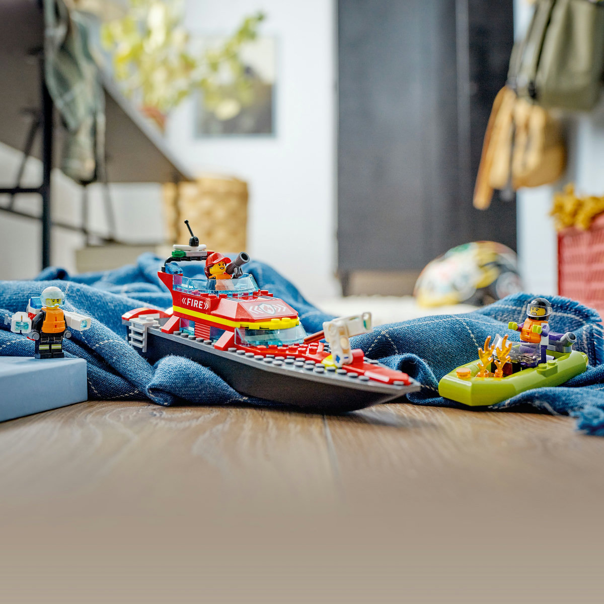 LEGO Barca de salvare a pompierilor Quality Brand