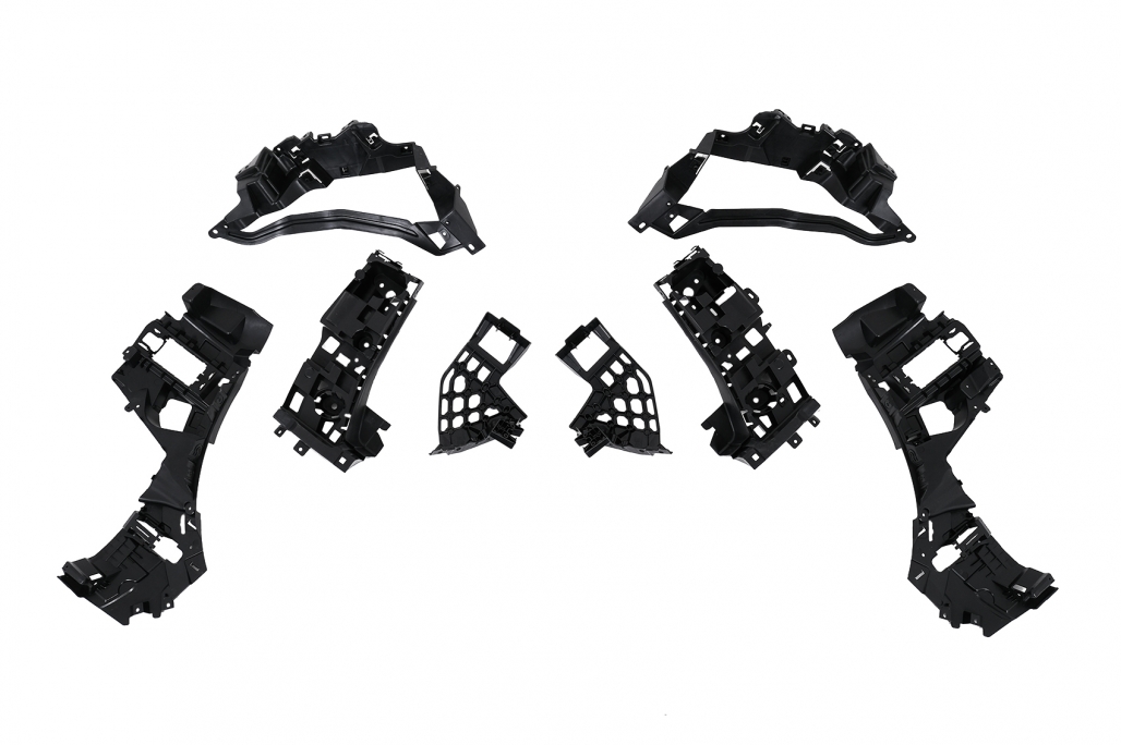 Pachet Exterior Aero BMW X6 G06 (2019-03.2023) M-Tech Black Knight Design Negru Lucios Performance AutoTuning