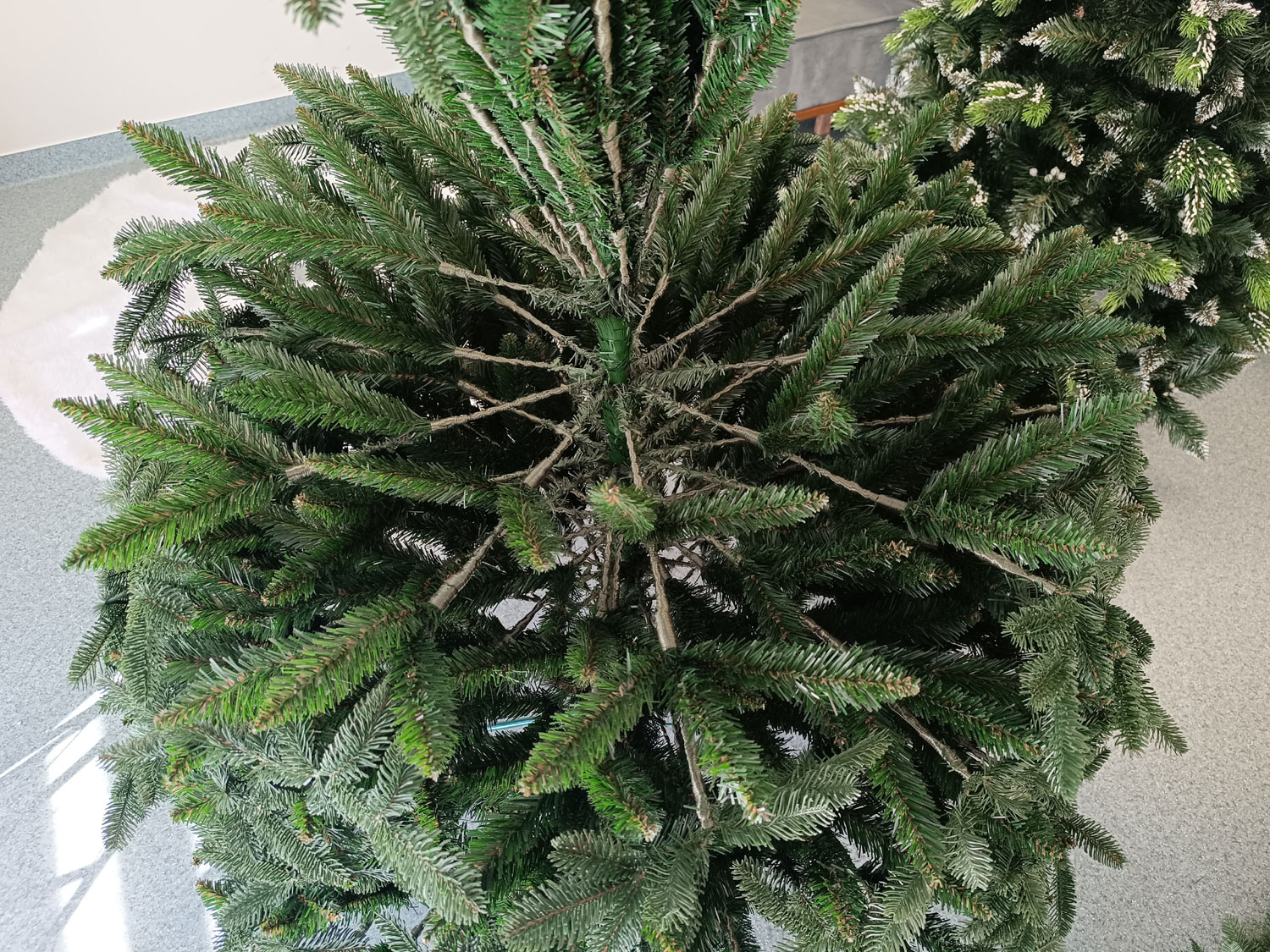 Brad artificial Christmas Deluxe by Sersimo, Canada Mix, 2D+3D, 210cm Household NewTrend