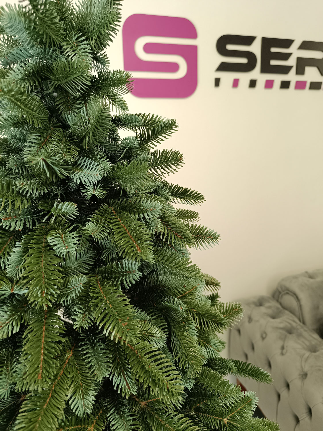 Brad artificial Christmas Deluxe by Sersimo, Canada argintiu, 3D,180cm Household NewTrend