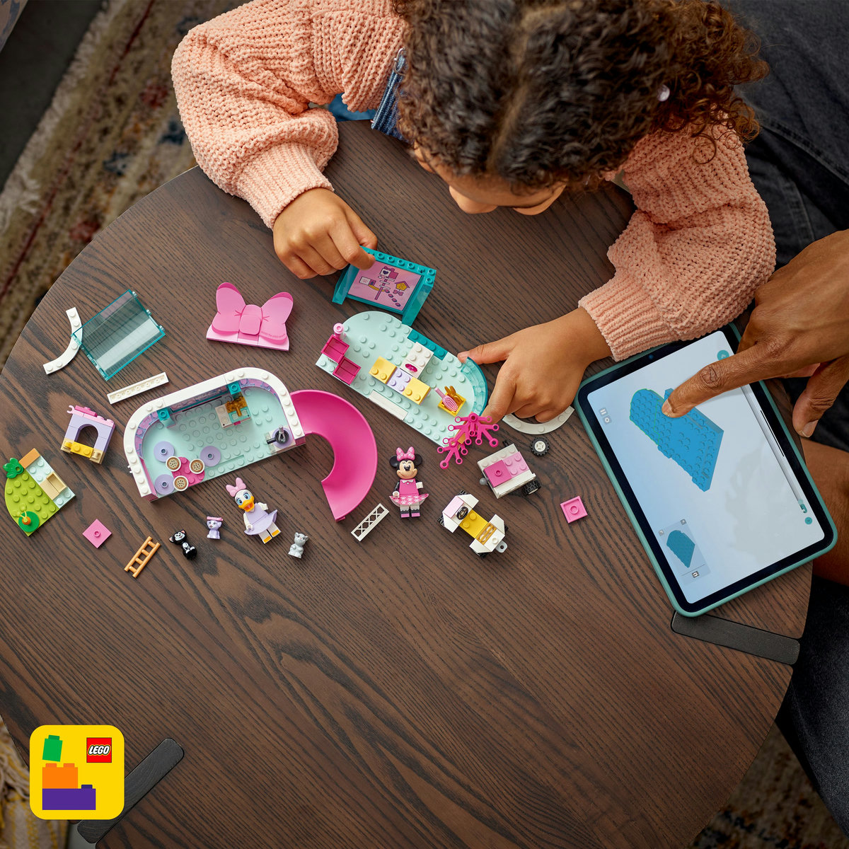 LEGO Hotelul pentru animale de companie al lui Minnie Quality Brand