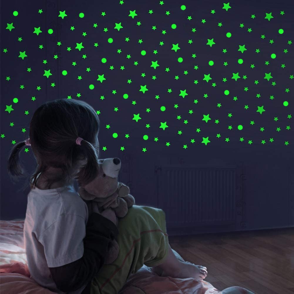 Set 75 stickere fosforescente decorative, stele, buline, lumineaza verde, dimensiuni 1-4 cm MultiMark GlobalProd