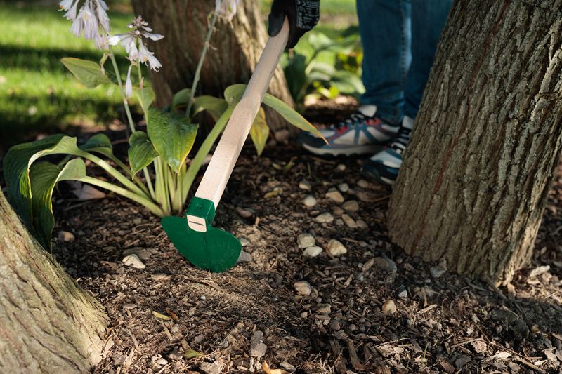 Motocă FED 204/1200, tip inimă, mică, cu coadă din lemn
