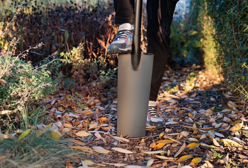 Lopată tip ștychar S526AD, mâner D, neagră