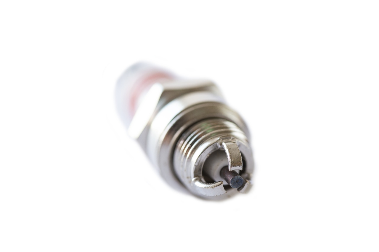 Bujie motor 2T Micul Fermier M14x1.25, filet 9 mm, 3 electrozi