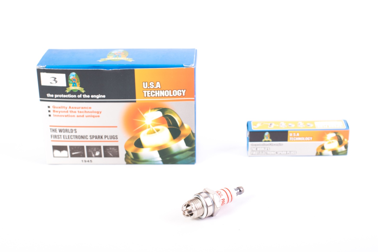 Bujie motor 2T Micul Fermier M14x1.25, filet 9 mm, 3 electrozi