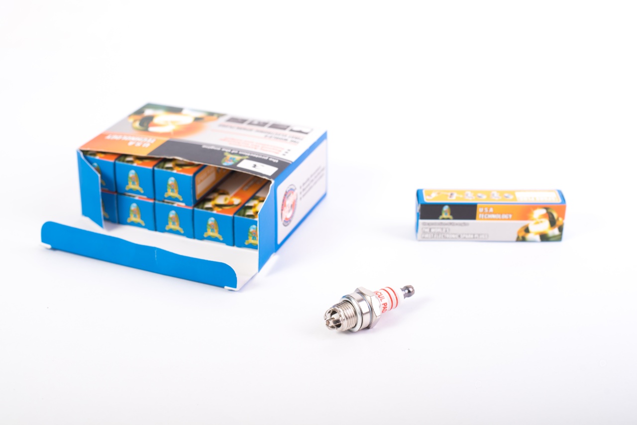 Bujie motor 2T Micul Fermier M14x1.25, filet 9 mm, 3 electrozi